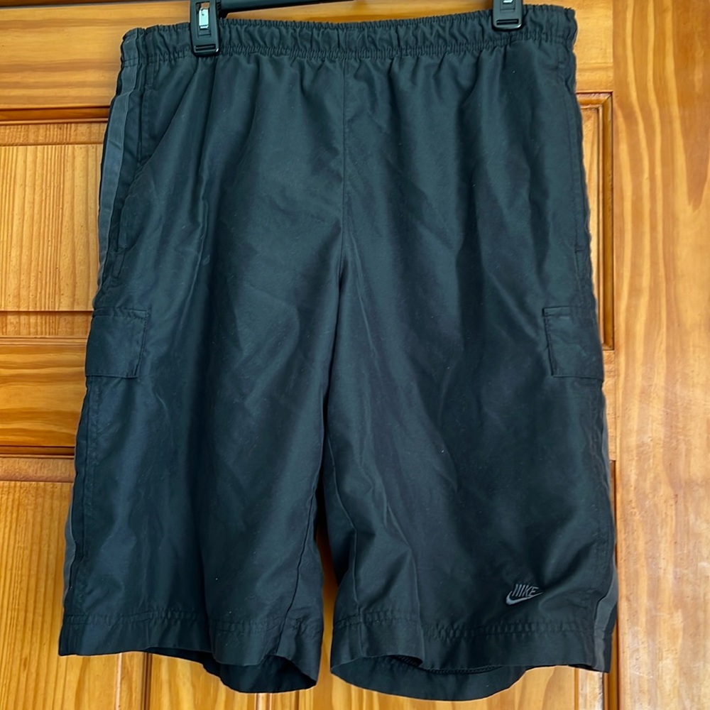 Nike Men’s M Black Swim Trunks